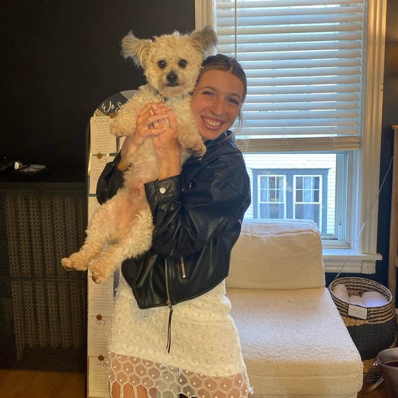 Meet your Posher, Emma - Picture 1 of 1